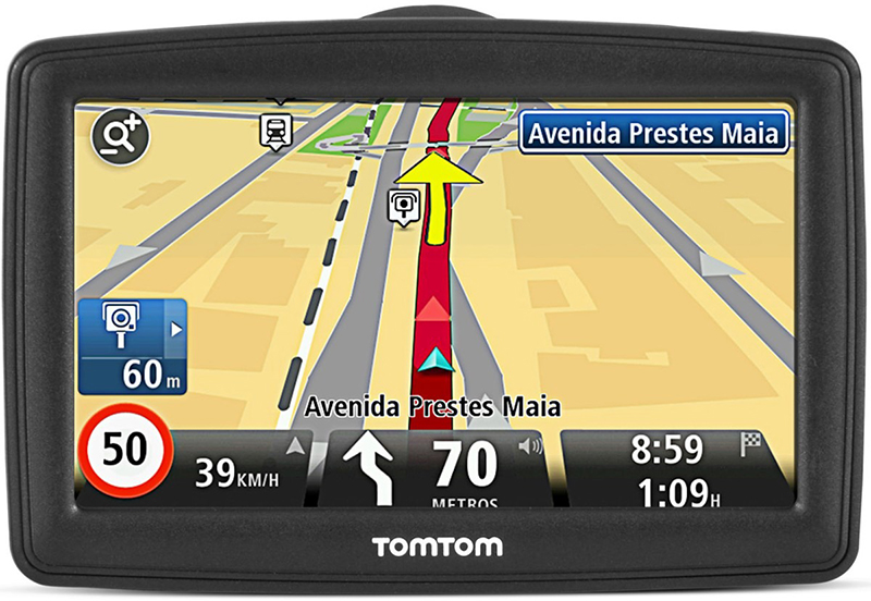 Tela de GPS TomTom indicando rota em São Paulo